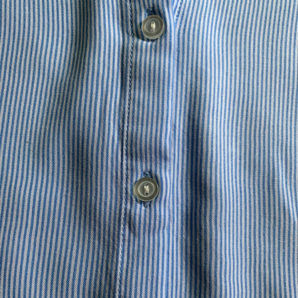 Button Down Top - Picture 2 of 3